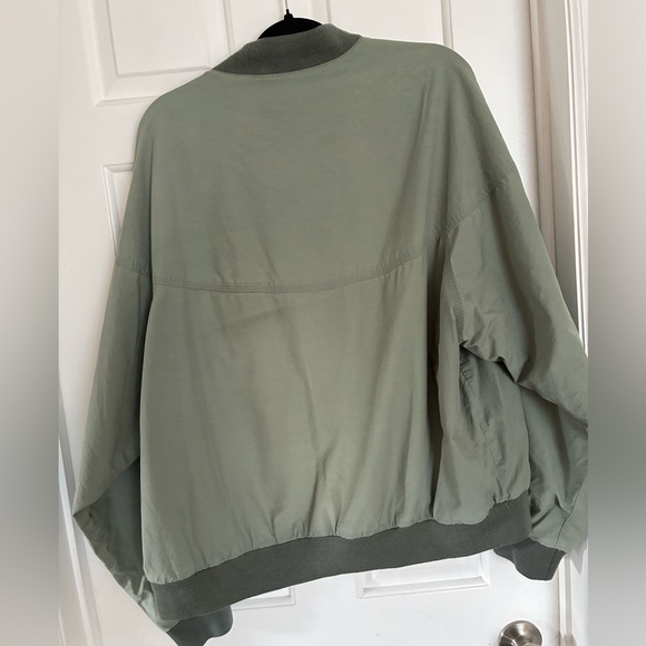 Marks & Spencer Men’s Olive Bomber Light Jacket - Picture 3 of 8